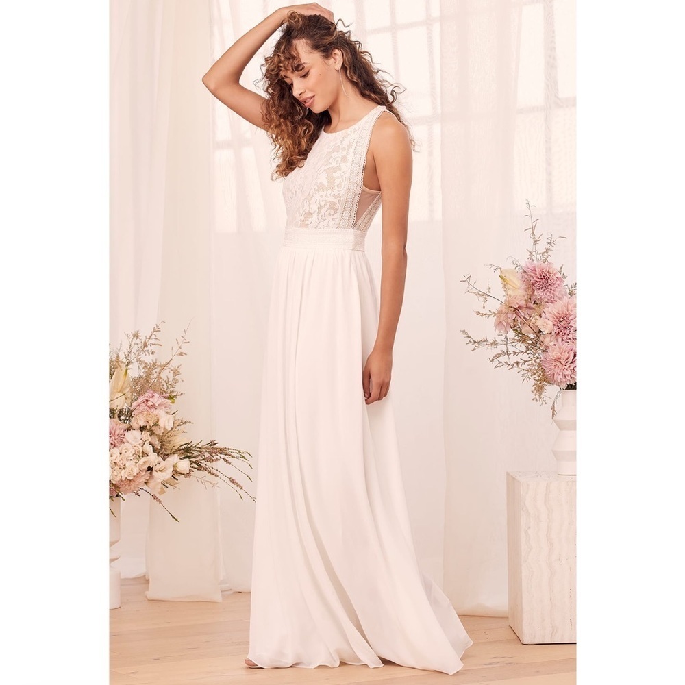 NWT Lulus Forever and Always White Lace Maxi Dress Size M